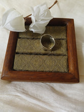 Load image into Gallery viewer, Twisted Sterling Silver Ring with Rope