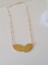 Load image into Gallery viewer, Necklace "Double Oval Gold- plated"