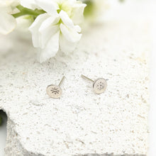 Load image into Gallery viewer, Nena Earrings