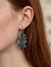 Load image into Gallery viewer, Oak Leaf Patina
